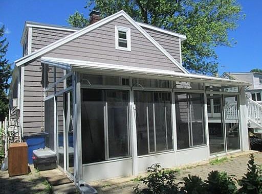 3rd image of 24 Eden Glen Ave