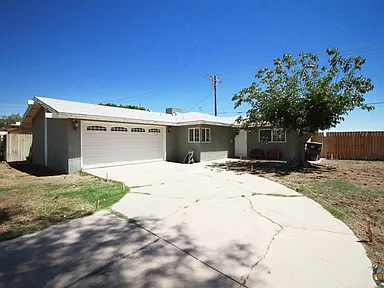 360 Ell St, Brawley, CA 92227 | Zillow