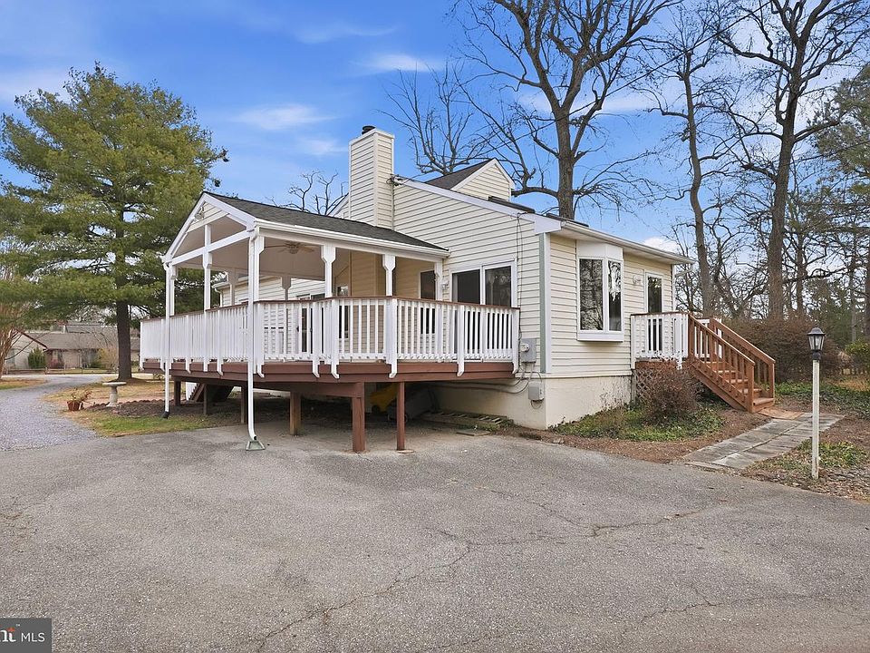 1st image of 2913 Southaven Dr