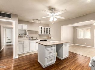 1002 E Orchid Ln, Phoenix, AZ 85020