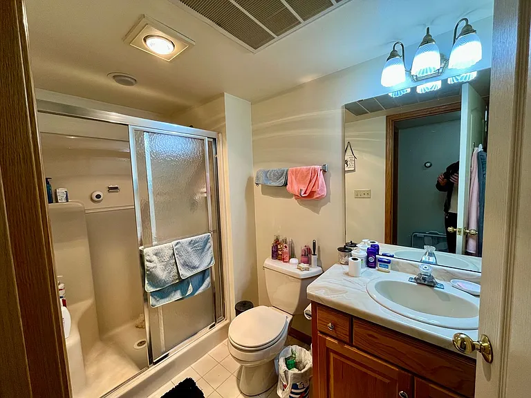 5200 N Diversey Blvd — Photo 18