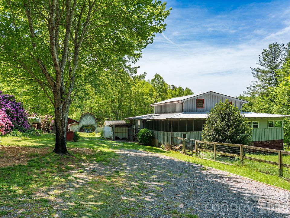 1st image of 838 Hidden Valley Rd