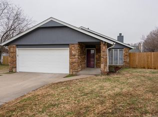 12002 E 89th St N, Owasso, OK 74055
