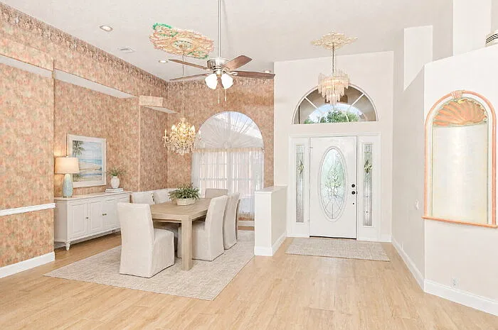 3 bed, 2.0 bath, 2754 sqft, $3,250 — Photo 3