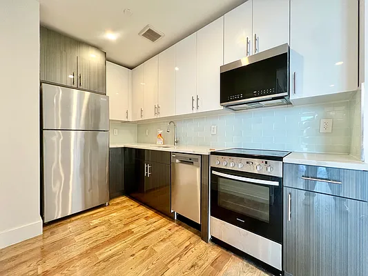 Rented by Arche Nest LLC | media 14