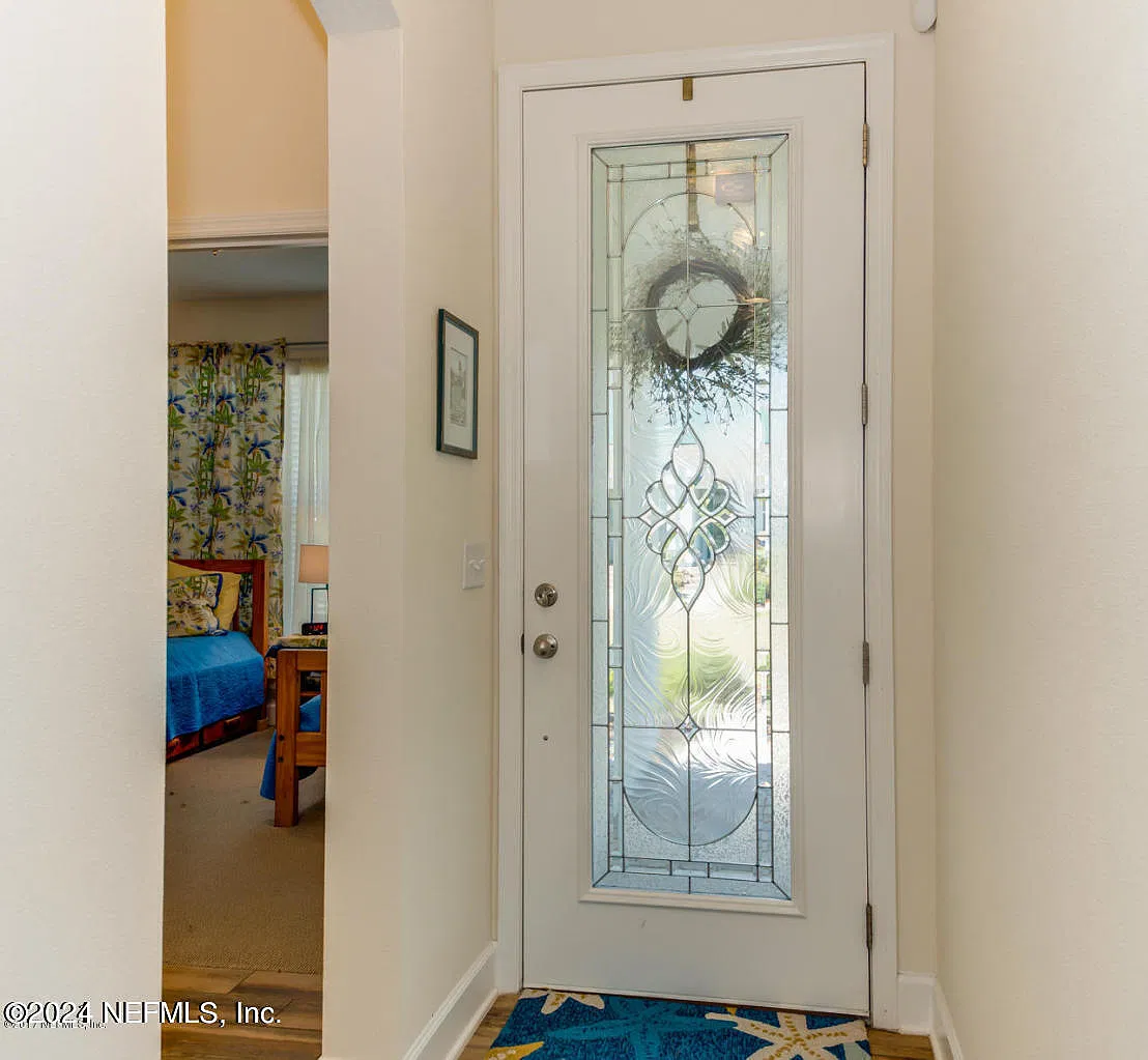 2 bed, 2.0 bath, 1467 sqft, $3,100 — Photo 4