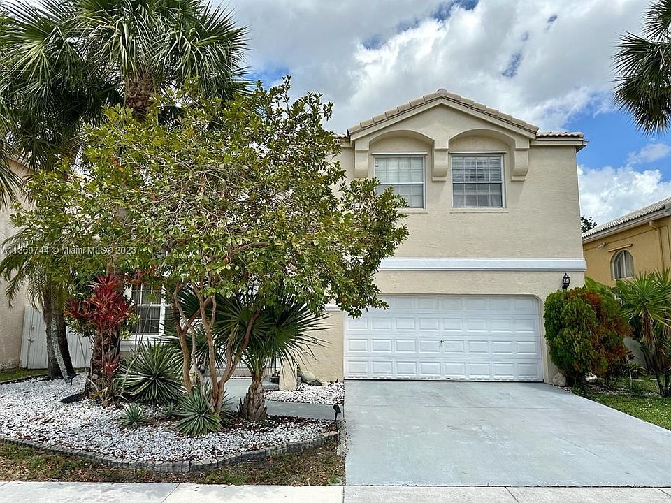1st image of 15813 NW 16th Ct