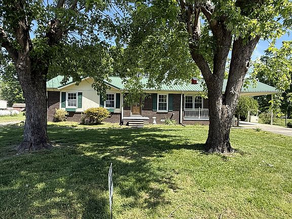 4th image of 2119 Stevens Dr