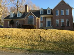 10736 Beechnut Ct, Fairfax Station, VA 22039
