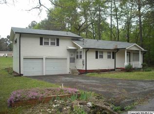 250 Margaret St, Gadsden, AL 35903