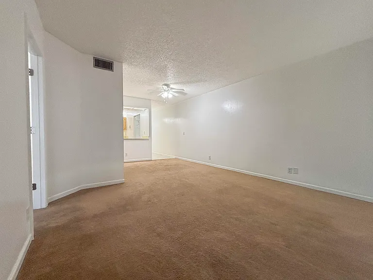 8502 NW 35th Ct #8508 — Photo 8