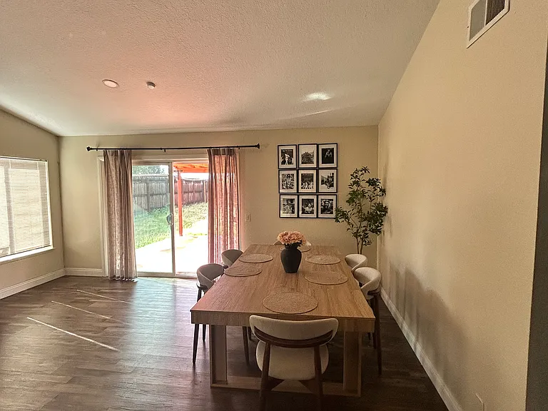 25525 Fir Ave — Photo 6