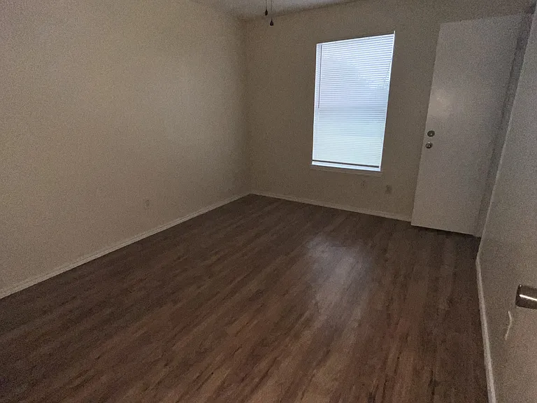 1604 Benttree Dr #A — Photo 8