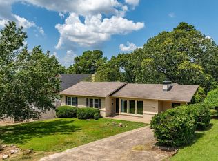 2908 Crouchwood Rd, Little Rock, AR 72207
