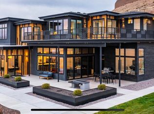 4402 N Summer View Dr, Lehi, UT 84043
