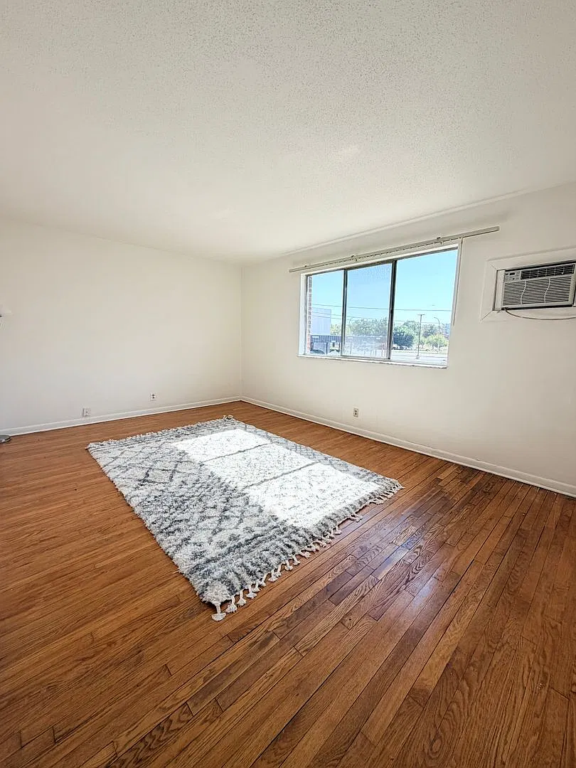 9234 Sundown Dr - Sundown Apartments — Photo 3