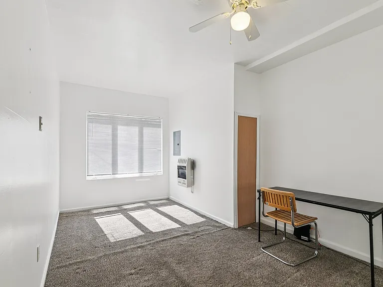 3379 Frederick St — Photo 34