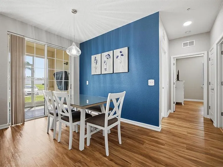 301 Terrace Ridge Cir #301 — Photo 8