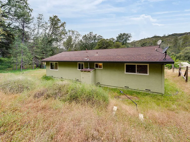 1019 Mount Aukum Ct — Photo 27