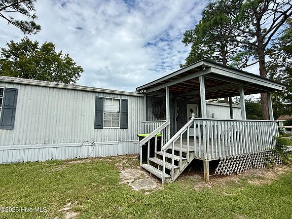4th image of 919 Pineclair Drive SW