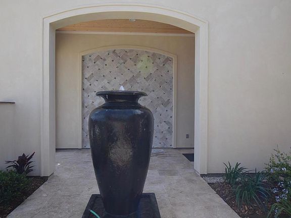 4th image of 102 Cedar Garden Ln