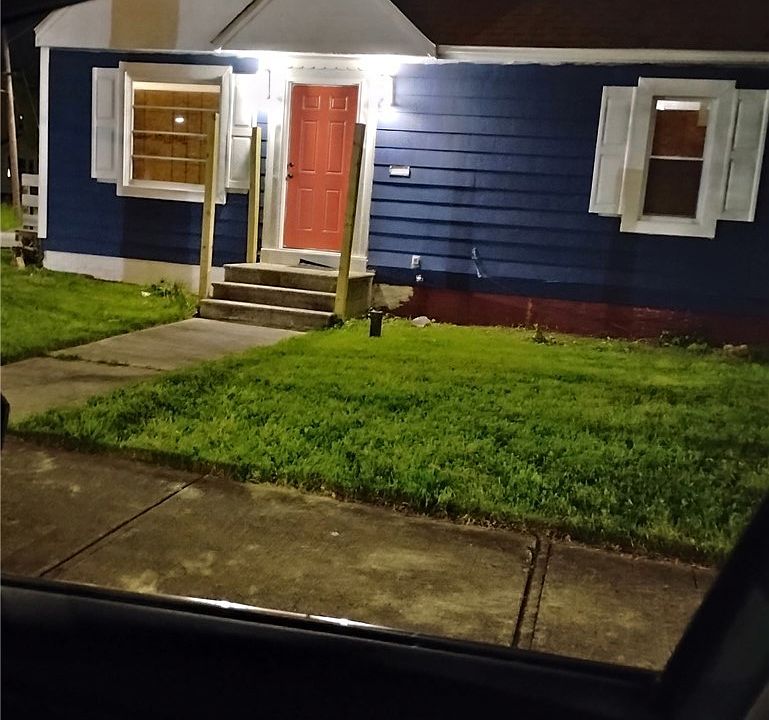 1st image of 3360 E 112th St