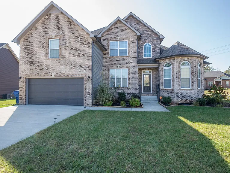 144 Thomas Traylor Ln — Photo 2