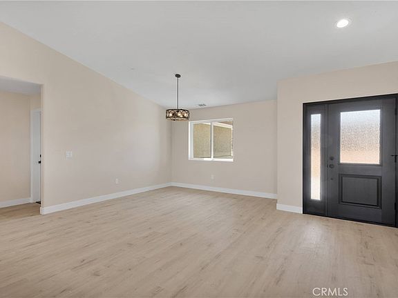 5th image of 10647 Central Rd