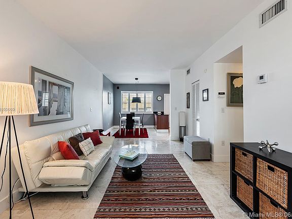 3rd image of 1045 Lenox Ave APT 10