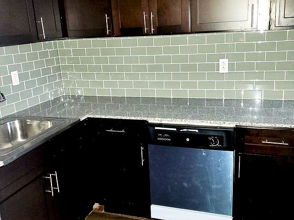 4th image of 636 Maryland Ave APT 2