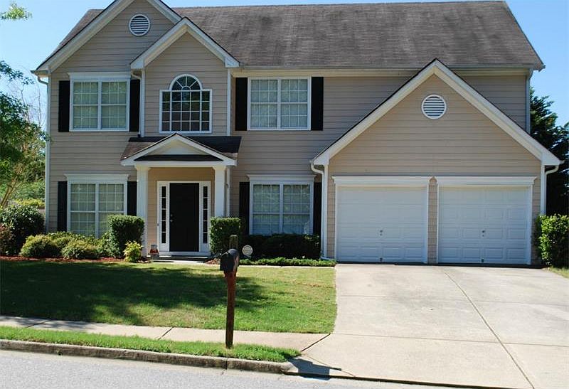 1st image of 1384 Belfaire Lake Trl