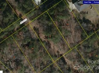 5767 Jeremiah Ct, Hickory, NC 28601