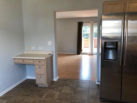 3rd image of 345 Stevens Ct