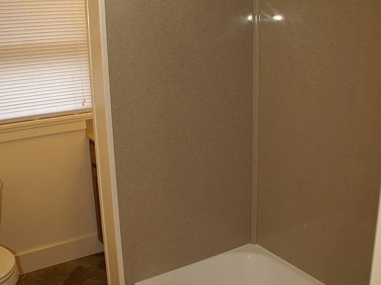 619 Hepburn St — Photo 10