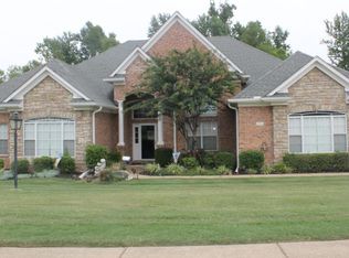 704 Shadow View Dr, Hernando, MS 38632