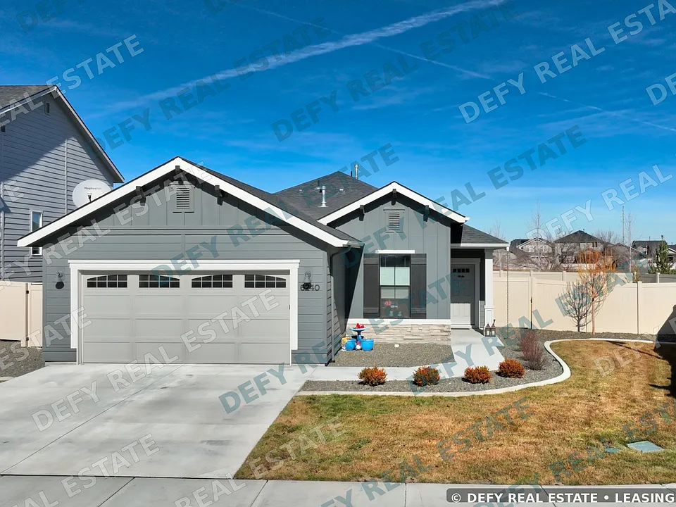 6240 W Black Butte St