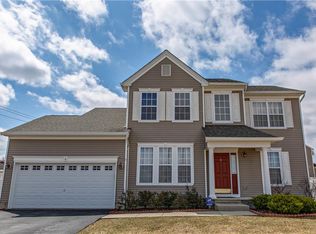 6 Leighton Ct, Middletown, NY 10940