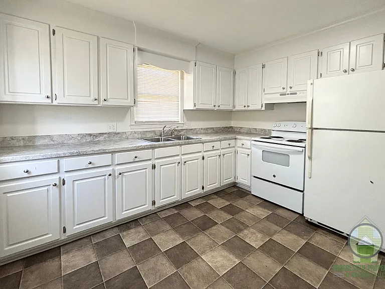 113 Fowler Rd — Photo 3