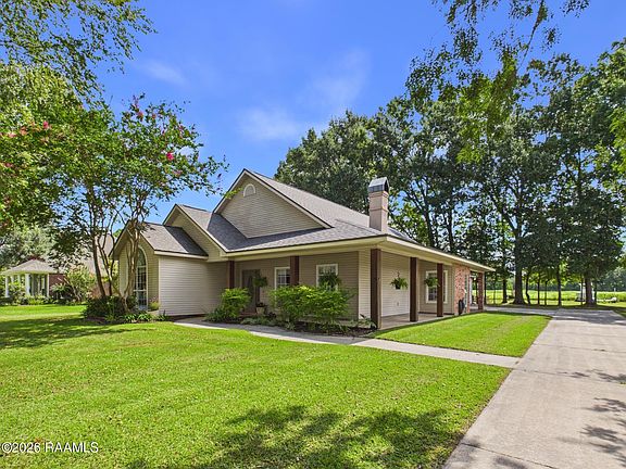 3rd image of 118 Kentucky Ln