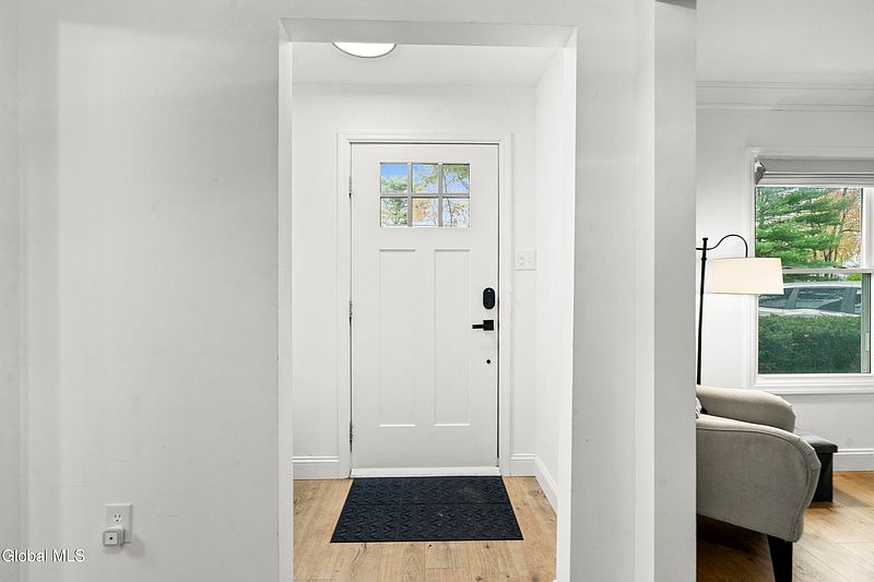 3rd image of 1575 Dean Street