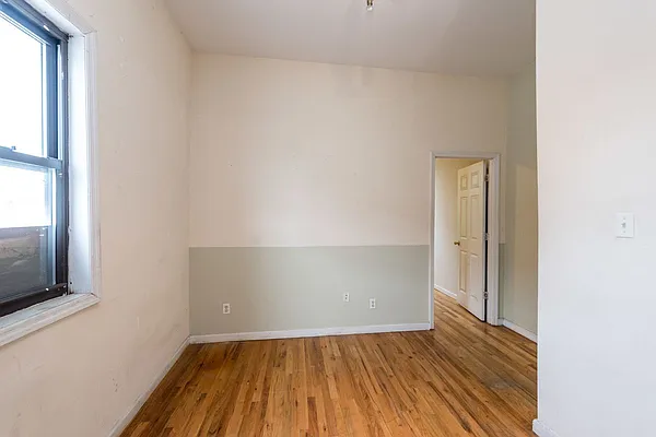 Rented by Hagstrom Management Inc | media 21