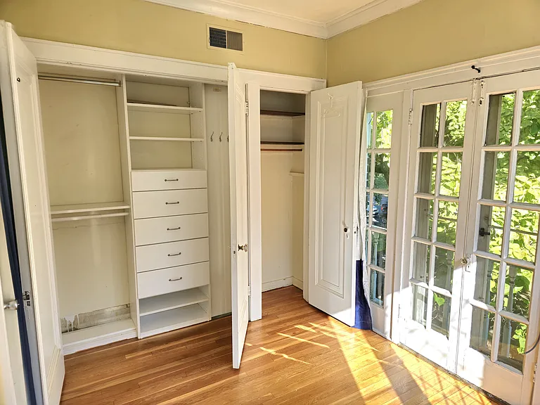 7046 Forsyth Blvd #1 — Photo 18
