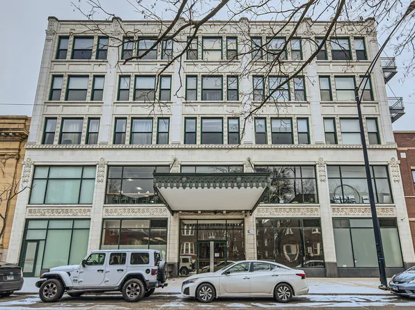 4715 N Racine Ave #C205, Chicago, IL 60640