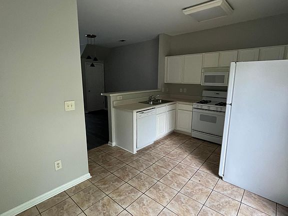 5th image of 364 Paden Cove Trl