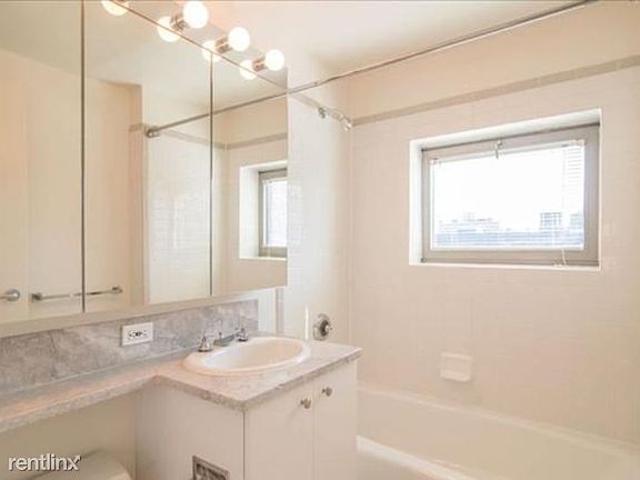 9d3c5e36664d34b985bae880ffb11e69