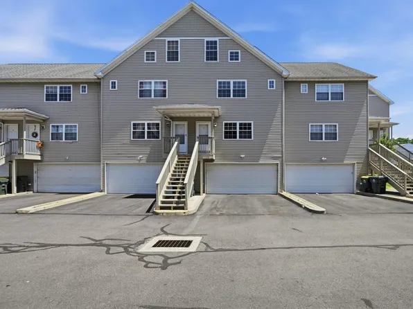 1 Union Ave Unit 11, Danbury, CT 06810