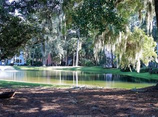 11 Crosstree Dr, Hilton Head Island, SC 29926