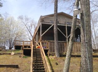 405 Caney View Cir, Quebeck, TN 38579