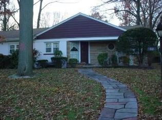 52 Main St, Westwood, NJ 07675