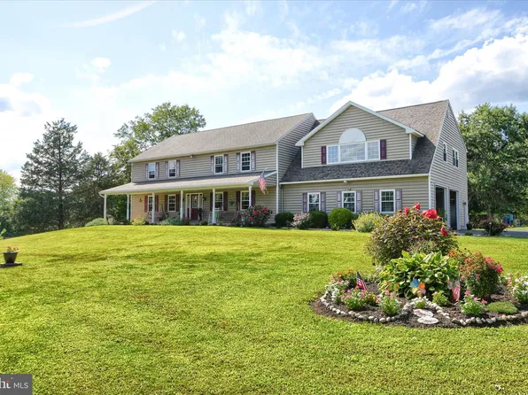 1010 Sweetbriar Rd, Perkasie, PA 18944